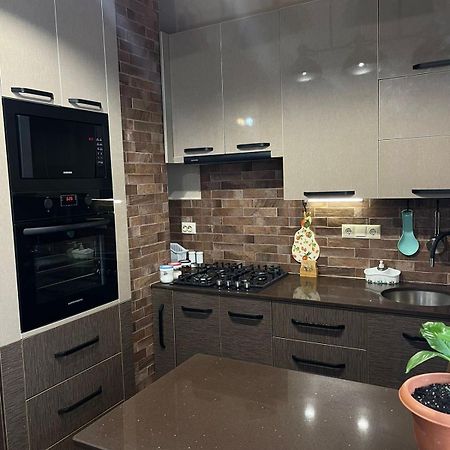 Apartment Anzi Μπατούμι Εξωτερικό φωτογραφία