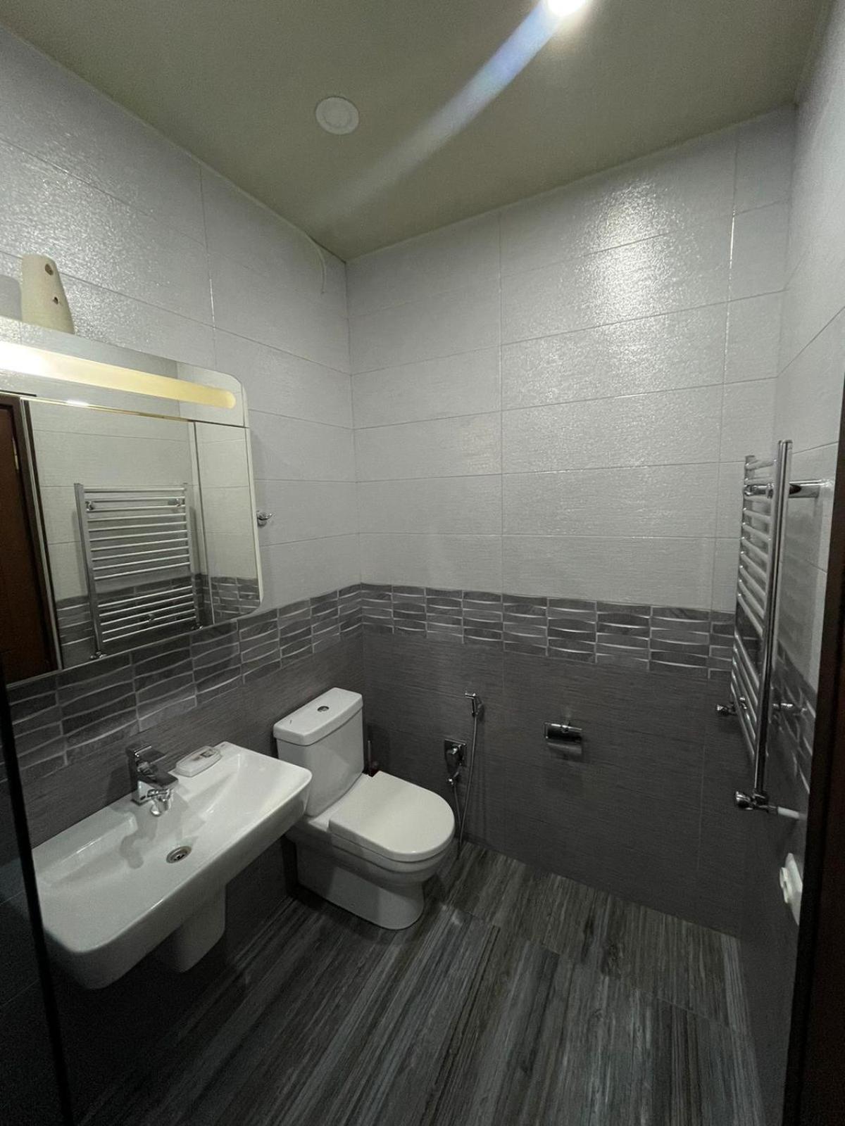 Apartment Anzi Μπατούμι Εξωτερικό φωτογραφία